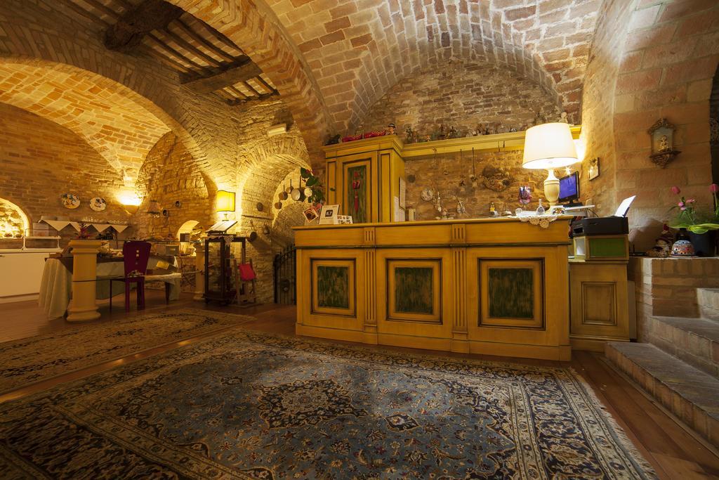 La Luma Hotel Montecosaro  Экстерьер фото