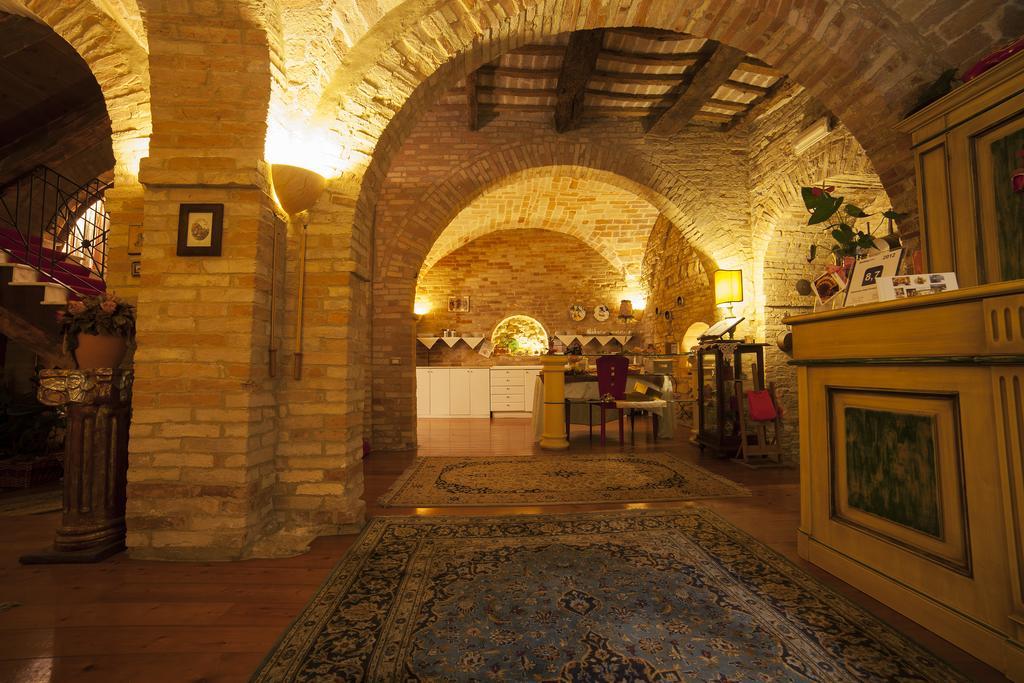 La Luma Hotel Montecosaro  Экстерьер фото