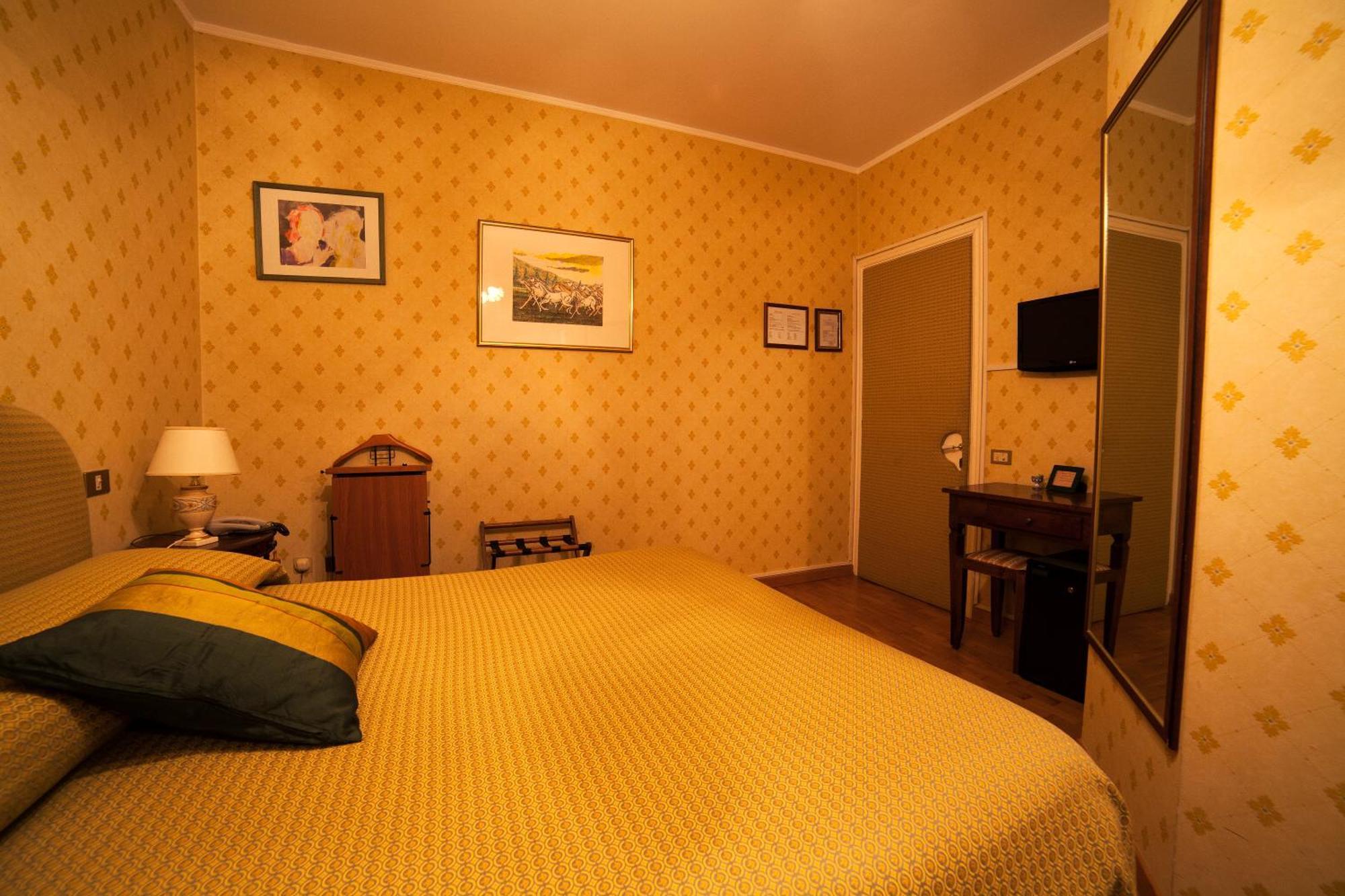 La Luma Hotel Montecosaro  Экстерьер фото