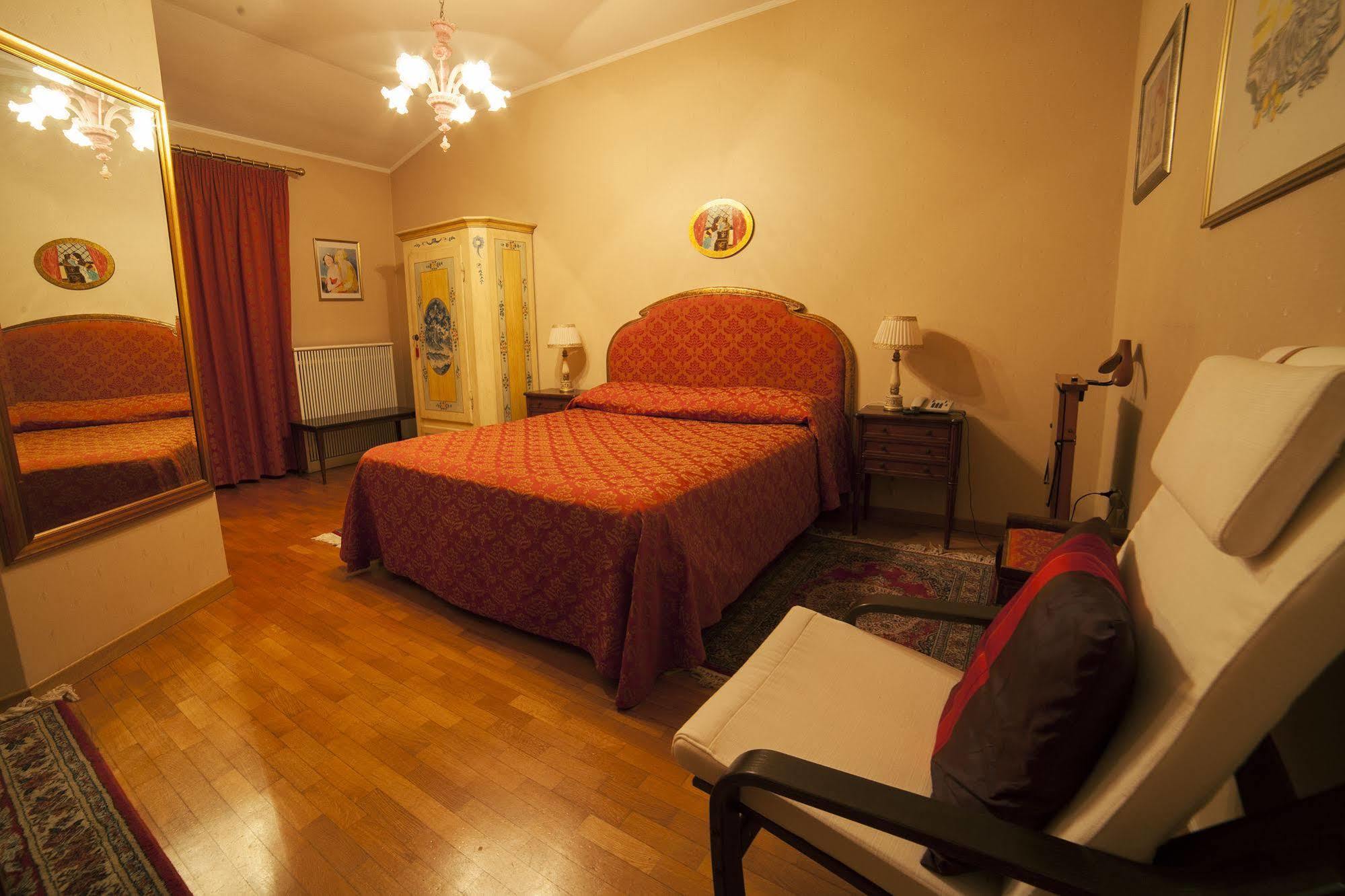La Luma Hotel Montecosaro  Экстерьер фото